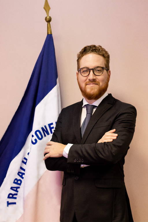 'A reforma é apenas uma autorização. A mudança institucional não levará necessariamente à expansão dos estudantes formados no ensino técnico profissional', Vitor de Angelo (secretário de Educação do Espírito Santo e presidente do Consed)