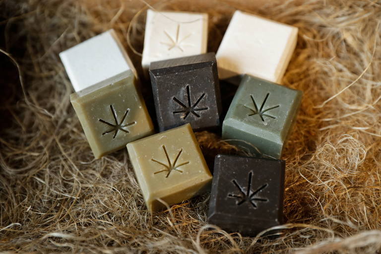 Sabonete da Smart Hemp, feito à partir do cânhamo, à venda em Moscou, na Rússia 



