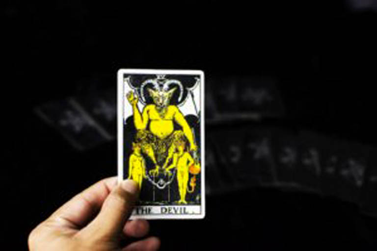 Mitos sobre o Tarot e a verdade por trás deles