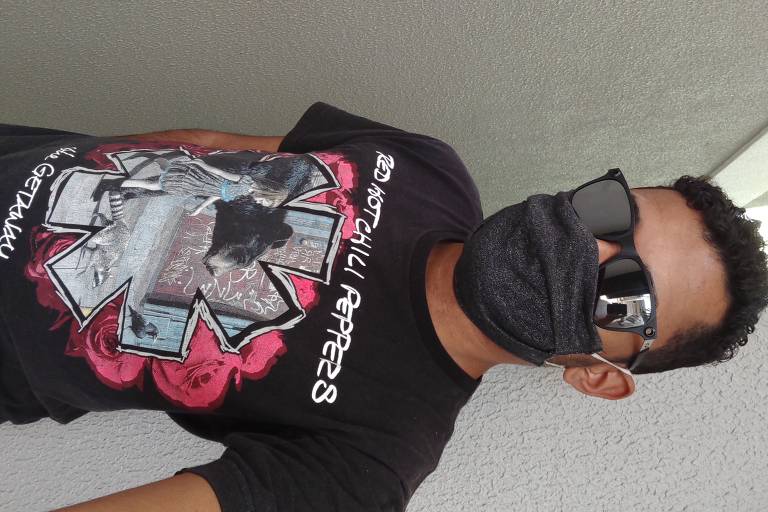 Lucas, 25, bancário, Embu das Artes (SP)