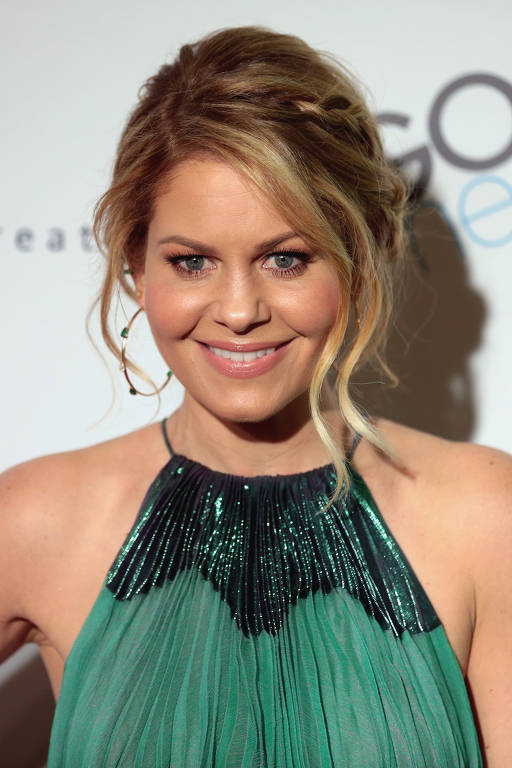 Imagens da atriz Candace Cameron Bure