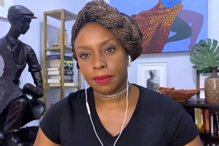 Chimamanda Ngozi Adichie, escritora