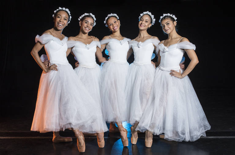Recém-chegadas à São Paulo Companhia de Dança, bailarinas negras encenam os clássicos