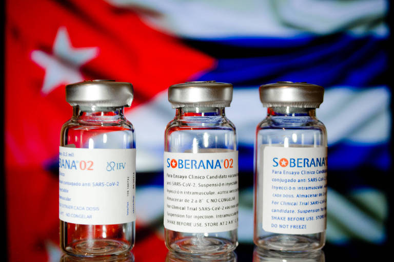 A vacina cubana Soberana 02, alcançou uma eficacia de 62% com a aplicação de duas doses em um estudo na população em Cuba