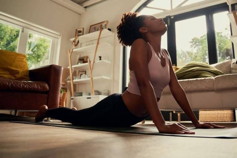 8 Benefícios da Yoga para o Corpo e a Mente - Beleza Natural