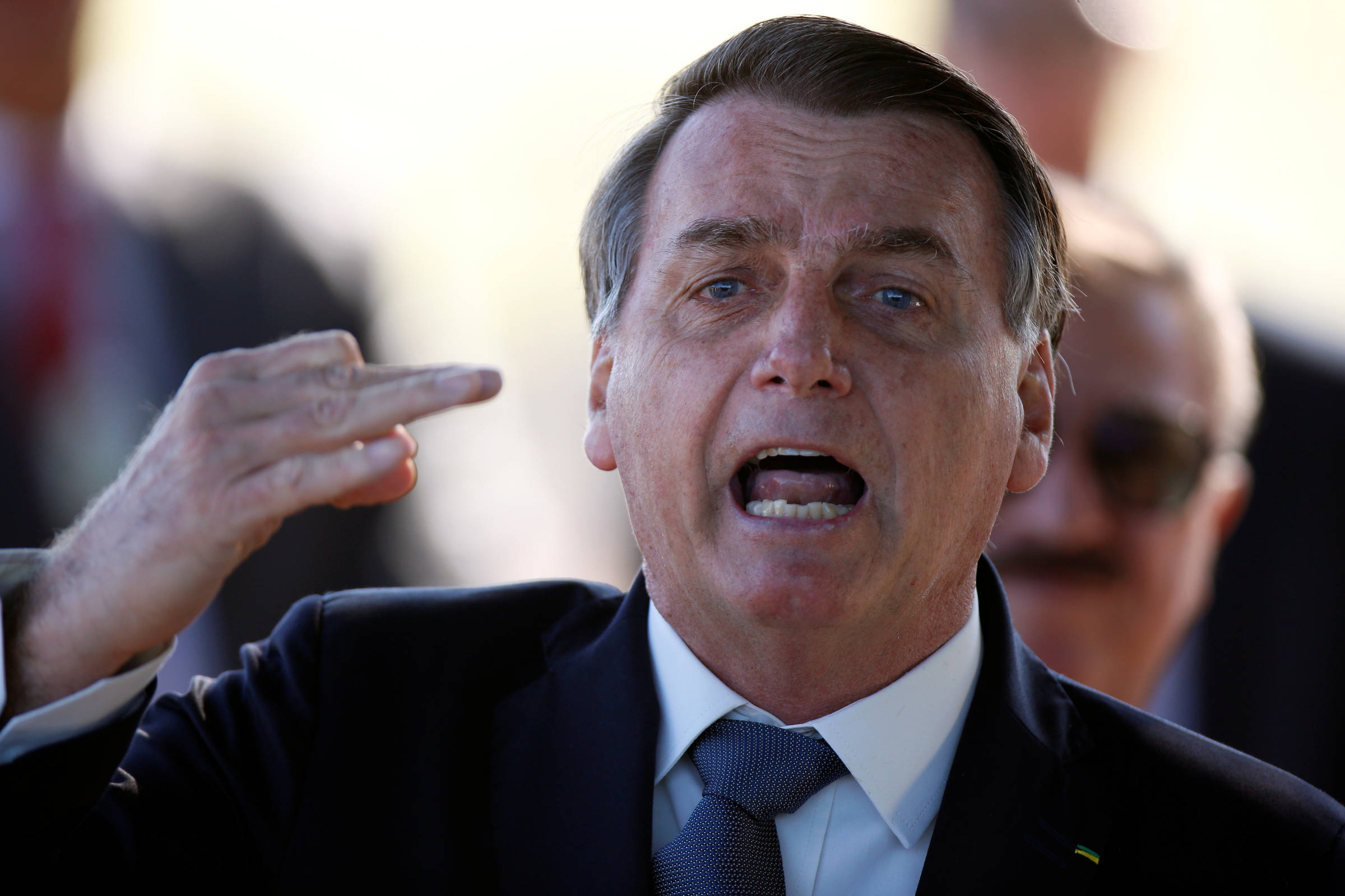 Ou fazemos eleições limpas no Brasil ou não temos eleições', diz Bolsonaro  em nova ameaça - 08/07/2021 - Poder - Folha
