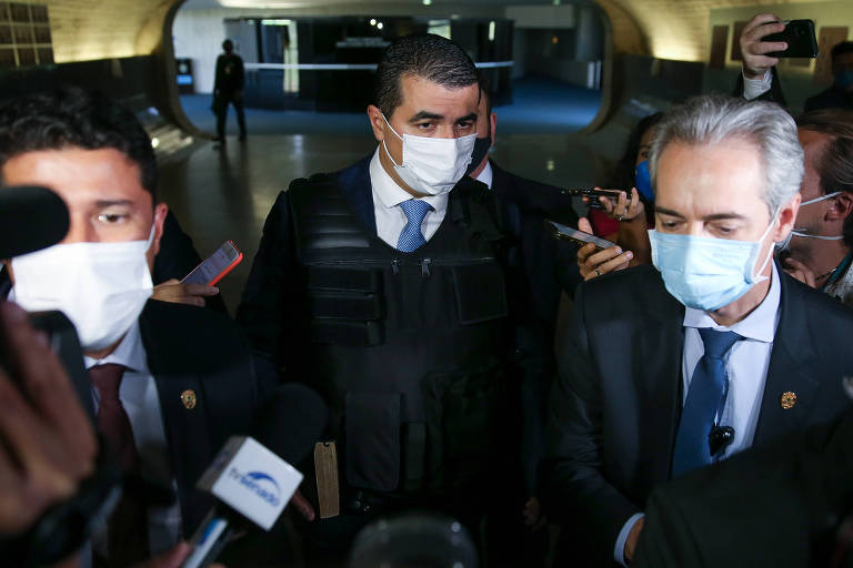 Bolsonaro vê aliados como soldados prontos para morrer, diz pivô do caso Covaxin sobre Do Val