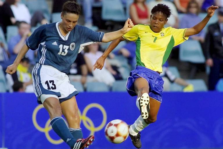 Seleção Feminina goleia Índia no jogo de despedida de Formiga com a camisa  8 canarinha - Lance!