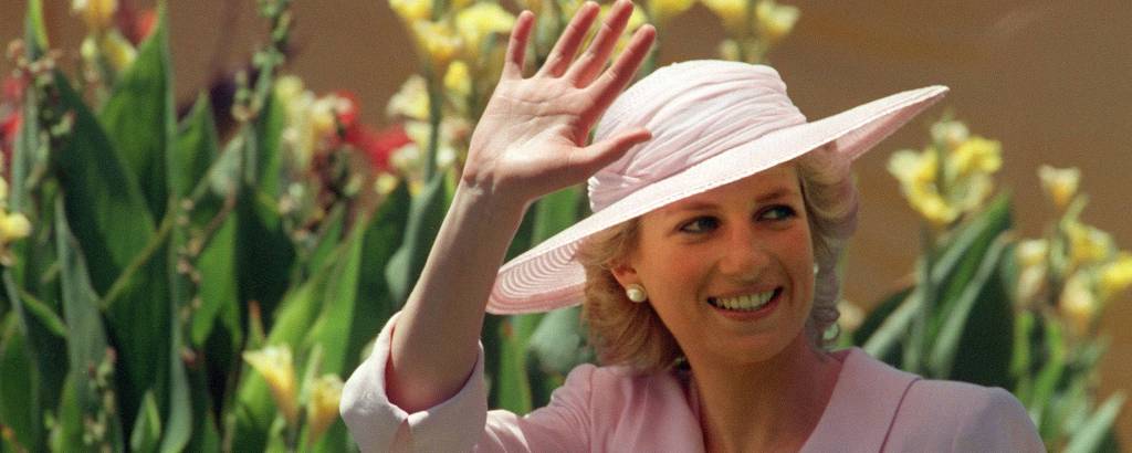 Princesa Diana em visita em foto de 1988