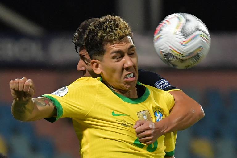 Tite dá chance a reservas e Brasil empata com o Equador em Goiânia