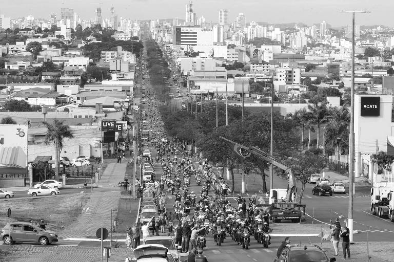 (Chapecó - SC, 26/06/2021) Motociata com apoiadores do presidente Jair Bolsonaro em Chapecó na manhã deste sábado.Foto: Isac Nóbrega/Divulgação Presidência