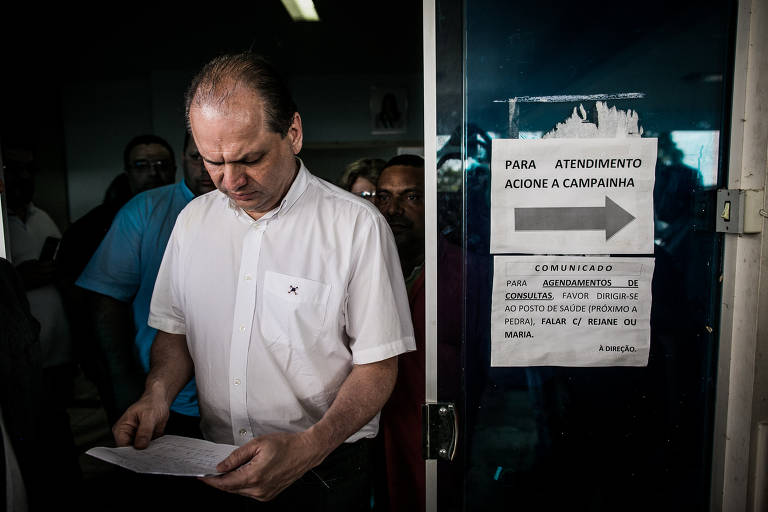 O ministro da Saúde Ricardo Barros visita o hospital Délio de Oliveira Tupinambá, localizado na região de fronteira entre Brasil e Venezuela