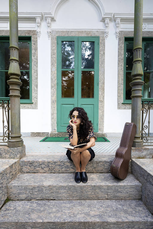 Marisa Monte busca otimismo com 'Portas', primeiro disco depois de jejum de uma década