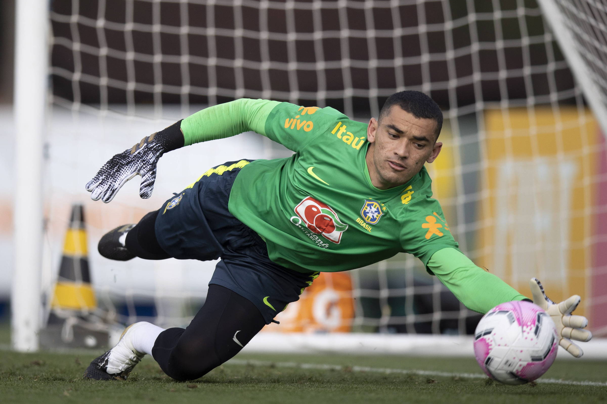 Futebol: o Brasil ainda é bom nisso?