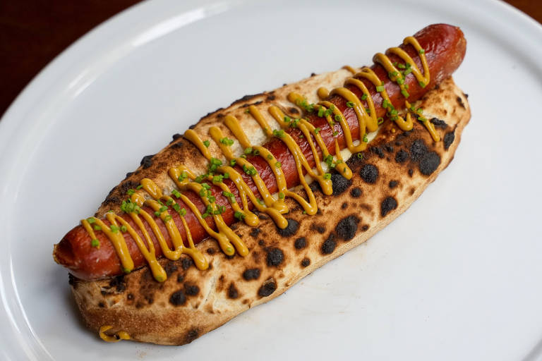 Dia do Cachorro-Quente: Onde comer hot dog em SP - 08/09/2023 -  Restaurantes - Guia Folha