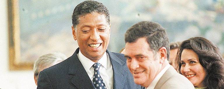 Celso Pitta com o então secretário de Governo Arnaldo Faria de Sá, no ano 2000