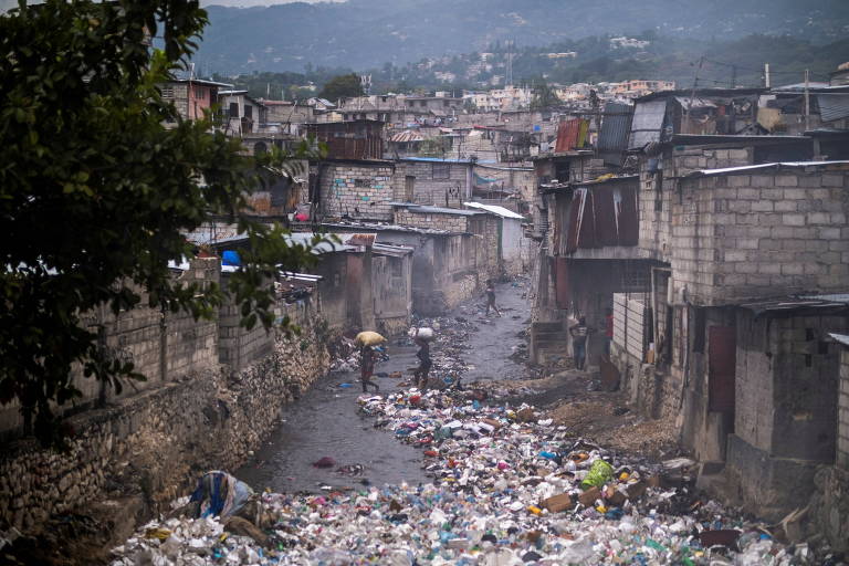 Haiti: pobres em demasia e Estado insuficiente