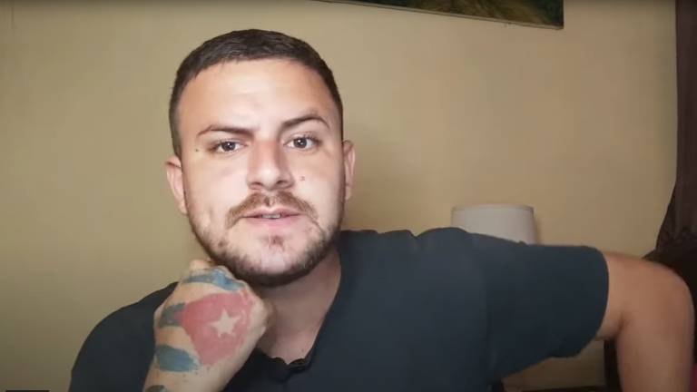 Frank El Makina - O youtuber cubano faz vídeos sobre a experiência de morar e viajar pelo país, com críticas às dificuldades vividas pela população