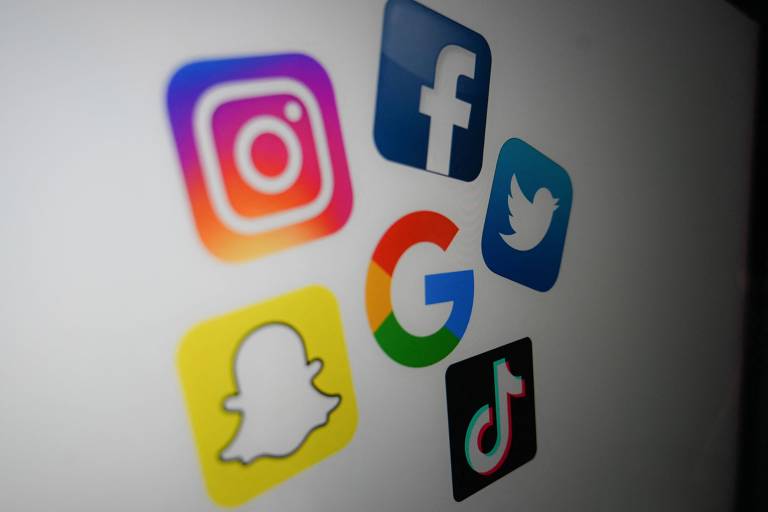 Debate sobre fake news em redes sociais avança para eleições de 2022; entenda