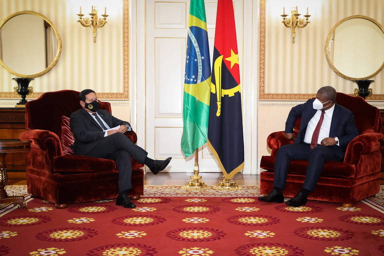 Angola rejeita receber delegação de parlamentares brasileiros pró-Universal
