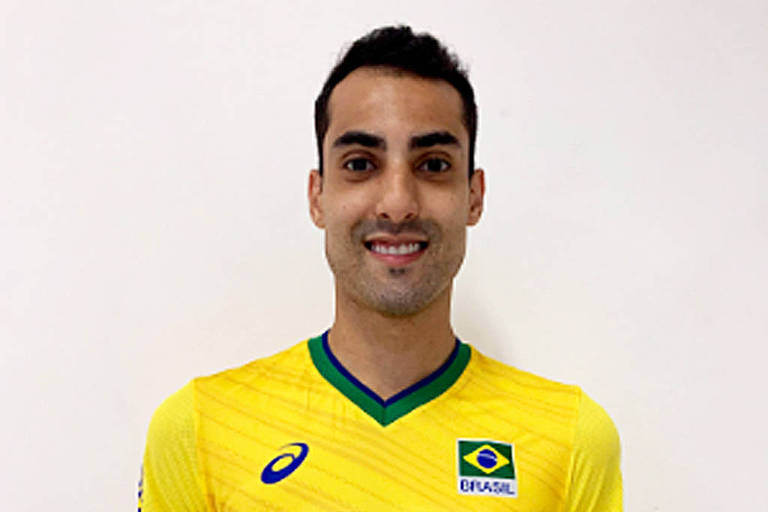 Douglas Souza, do vôlei, faz sucesso mostrando bastidores da Olimpíada