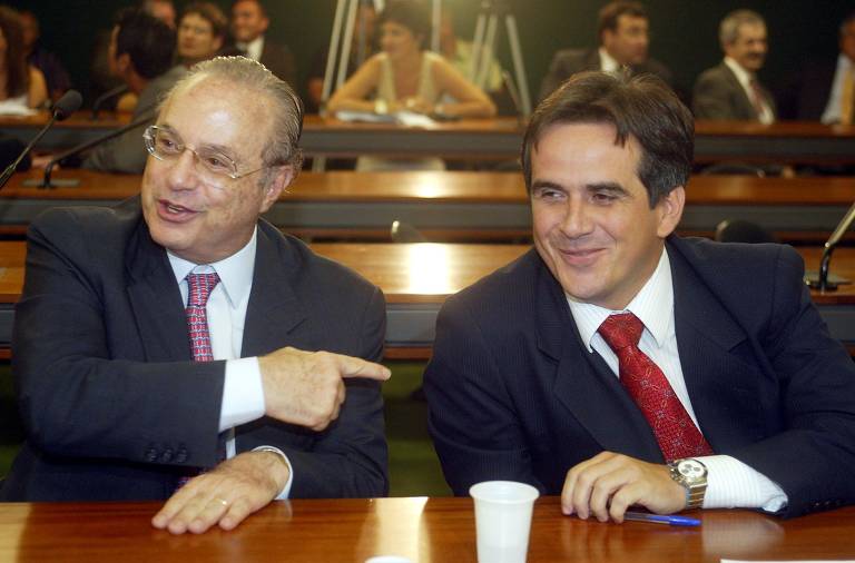Os deputados Paulo Maluf (PP-SP) e Ciro Nogueira (PP-PI) durante reunião que selou apoio ao candidato à presidência da Câmara dos Deputados em 2007 Arlindo Chinaglia (PT), em Brasília (DF)
