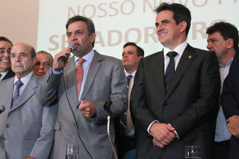 Senador Aécio Neves (PSDB) discursa na convenção nacional do PP  que elegeu como presidente do partido senador Ciro Nogueira