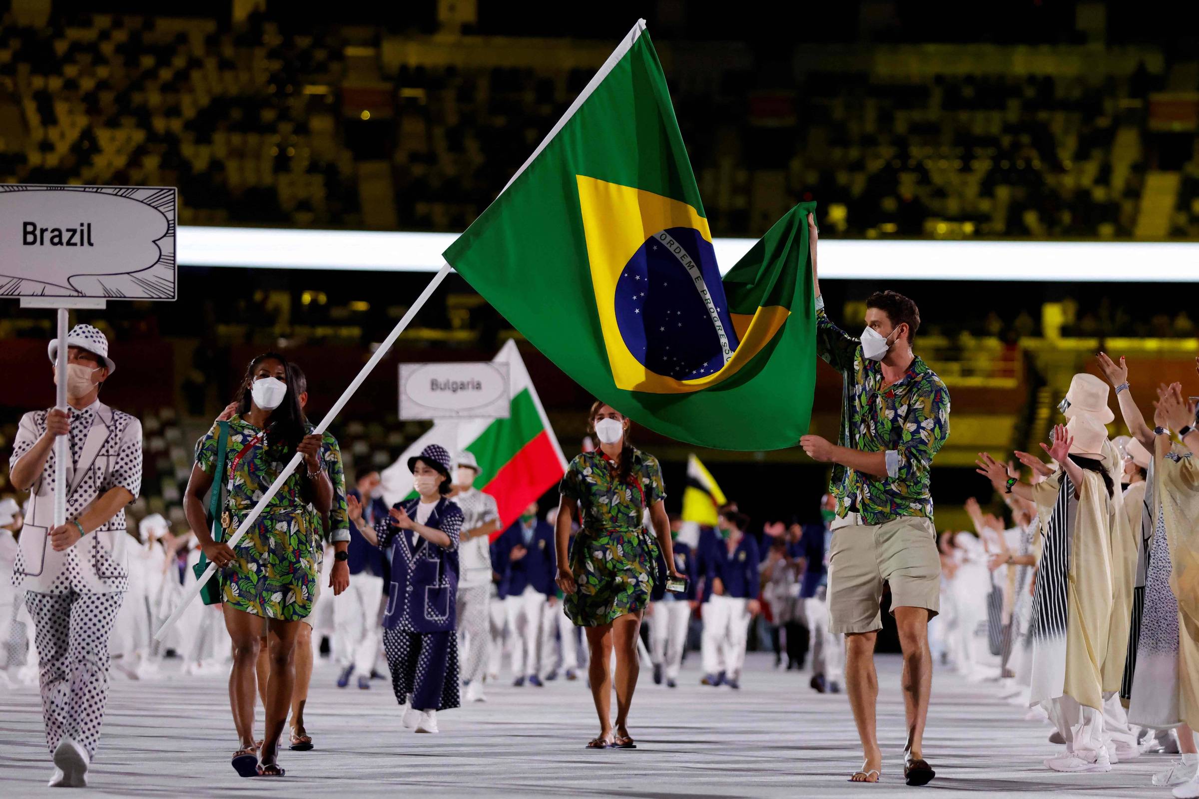 Ué? A Apple não era uma empresa imperialista do Mal? - Jornal O Globo