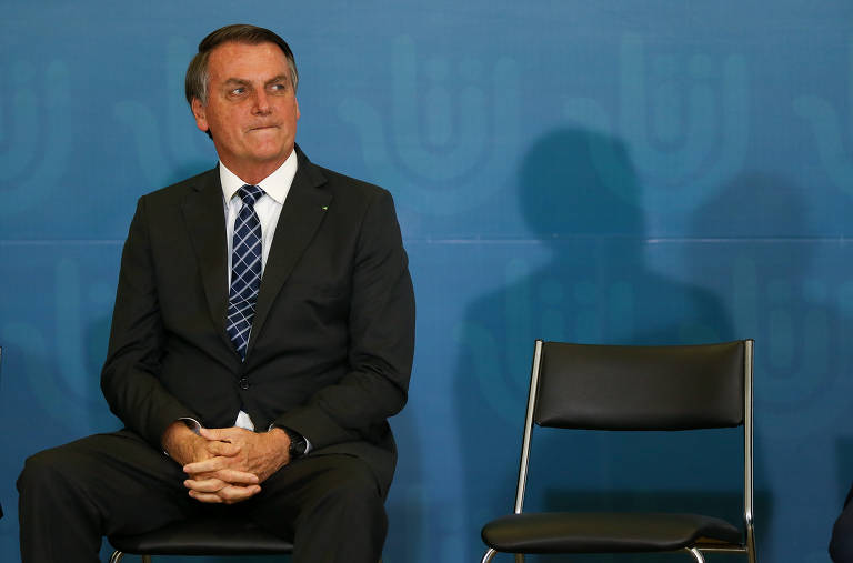 "Então eu acho que eles têm que trabalhar para desvincular-se disso daí. Agora, a melhor maneira de mostrar que eles não têm nada a ver com o dito centrão, que foi satanizado este nome, é ajudar a votar aquilo que interessa para o Brasil. Agindo dessa maneira terá o reconhecimento por parte da população, disse em maio de 2019