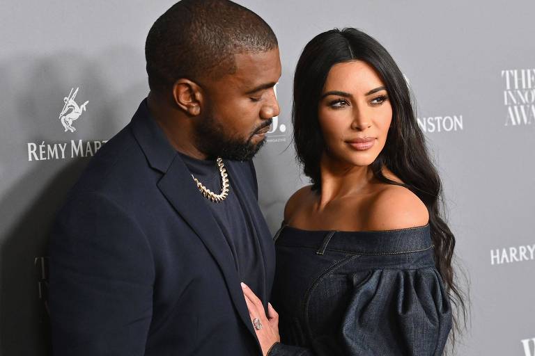 Kim Kardashian se junta a Kanye West para lançamento do álbum 'Donda' - 24/07/2021 - Celebridades - F5