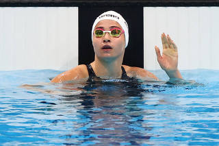 Swimming - Women's 100m Butterfly - Heats