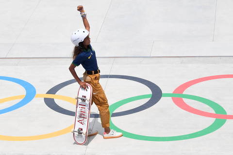 Tokyo 2020 Olympics - Skateboarding - Women's Street - Preliminary Round - Ariake Urban Sports Park - Tokyo, Japan - July 26, 2021. Rayssa Leal of Brazil reacts. REUTERS/Toby Melville     TPX IMAGES OF THE DAY