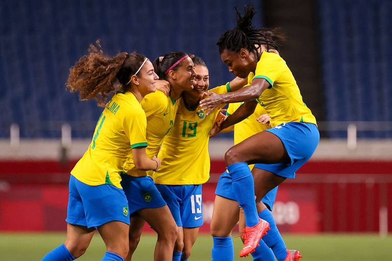 Andressa Alves comemora gol da seleção brasileira contra a Zâmbia nos Jogos de Tóquio