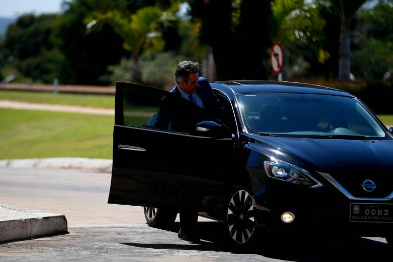 O senador Ciro Nogueira (PP-PI) após reunião com o presidente Jair Bolsonaro no Palácio do Planaldo. Parlamentar deve assumir a Casa Civil do governo, no lugar do ministro Luiz Eduardo Ramos