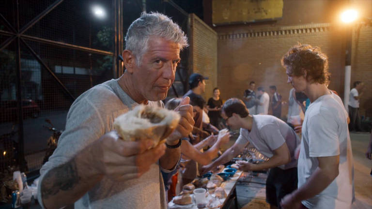 Cenas  do documentário "Roadrunner", do Anthony Bourdain
