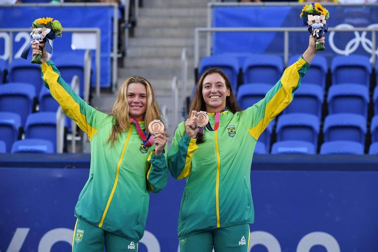Stefani e Pigossi levam o bronze nas Olimpíadas e conquistam 1ª medalha brasileira no tênis