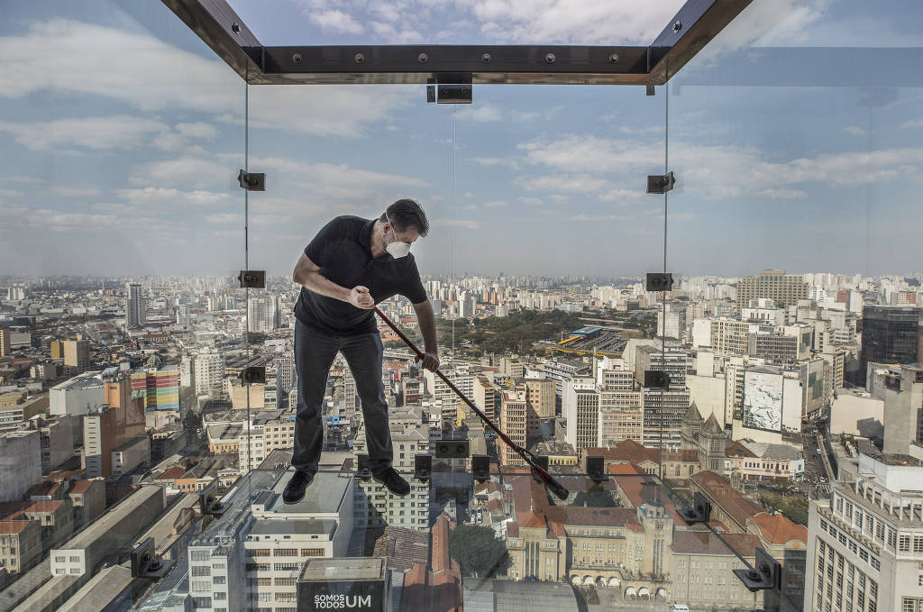 Saiba Como é Visitar O Novo Mirante De Vidro No Centro De Sp E Flutuar A 150 Metros De Altura 6395