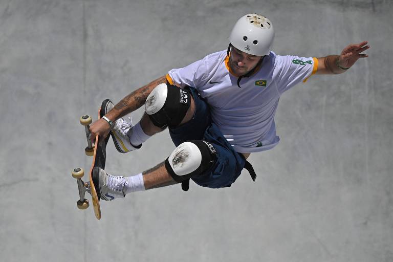 Pedro Barros dá terceira medalha de prata ao Brasil no skate em Tóquio
