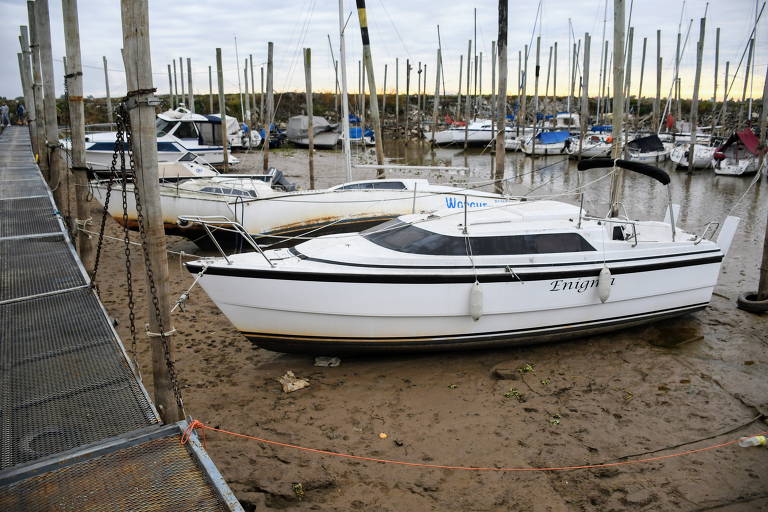 O rio Paraná voltou a baixar em Santa Fé no menor nível em 50 anos