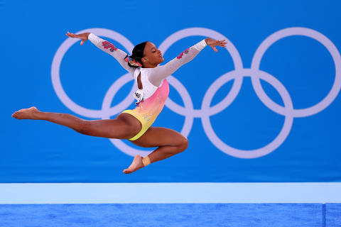 Tokyo 2020 Olympics - Gymnastics - Artistic - Women's Floor Exercise - Final - Ariake Gymnastics Centre, Tokyo, Japan - August 2, 2021. Rebeca Andrade of Brazil in action during the floor exercise REUTERS/Lisi Niesner