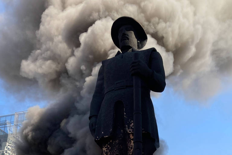 Borba Gato não caiu e o Brasil continua sem estátuas representativas de pessoas negras