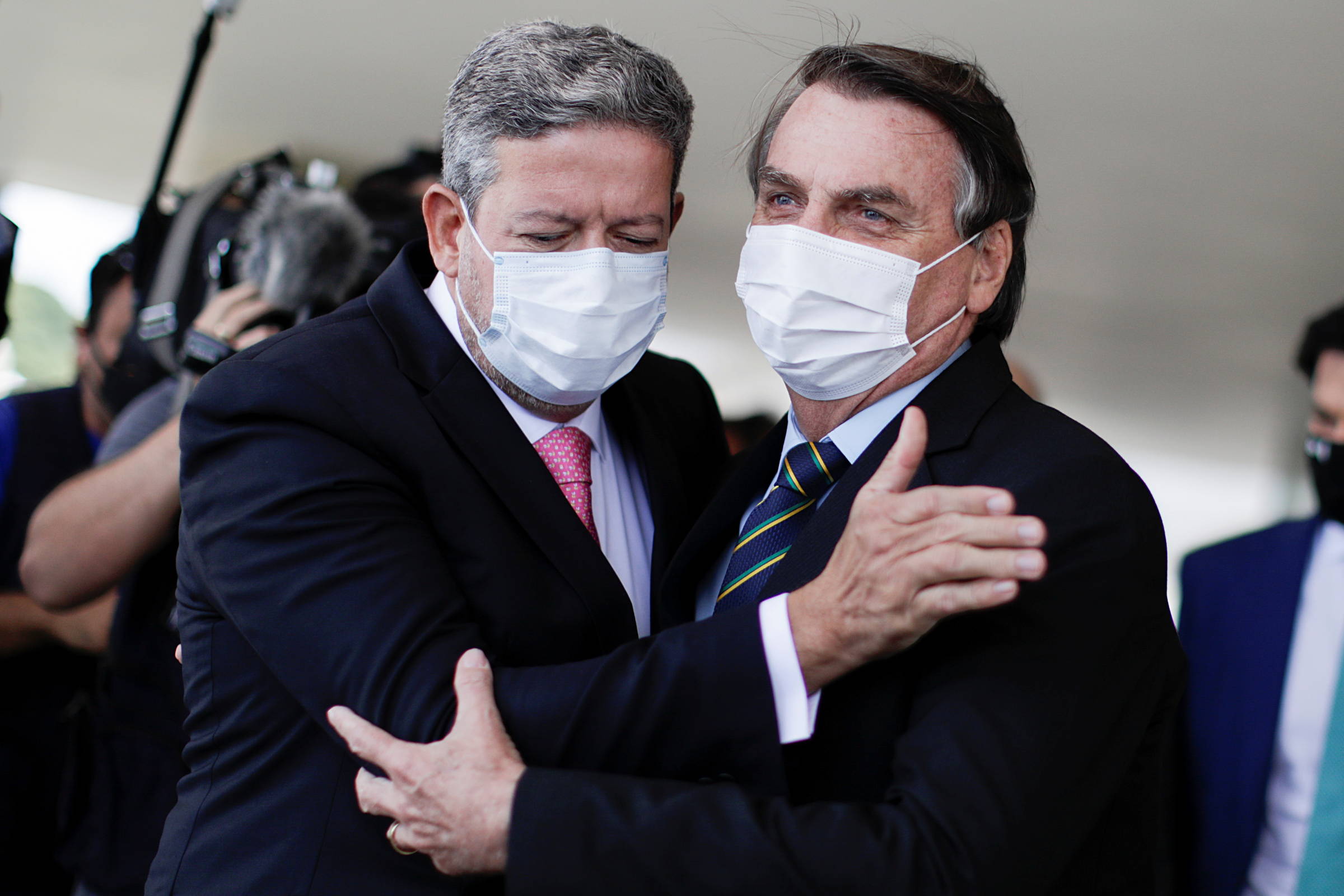 Esvaziada, sessão do Congresso é encerrada sem análise de vetos de Bolsonaro