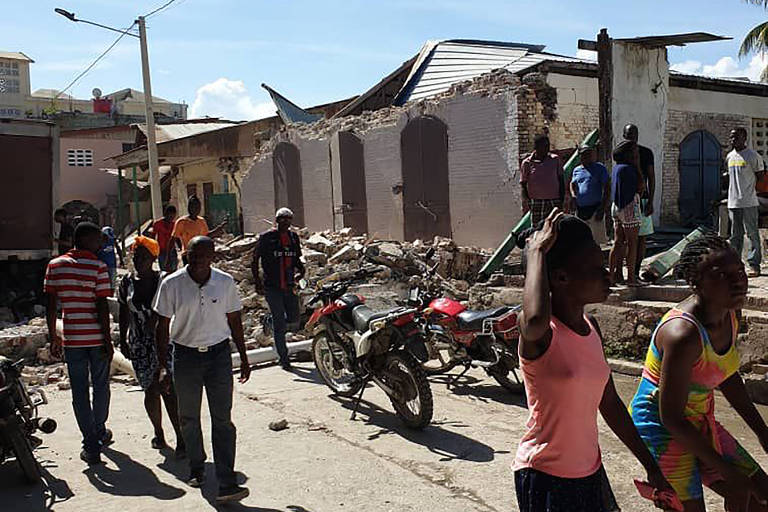 Terremoto causa destruição no Haiti