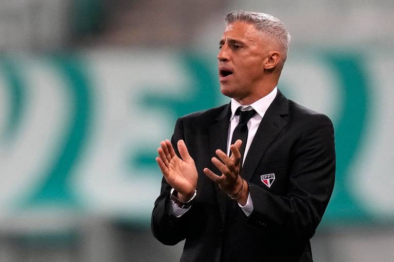 São Paulo anuncia contratação do técnico Hernán Crespo