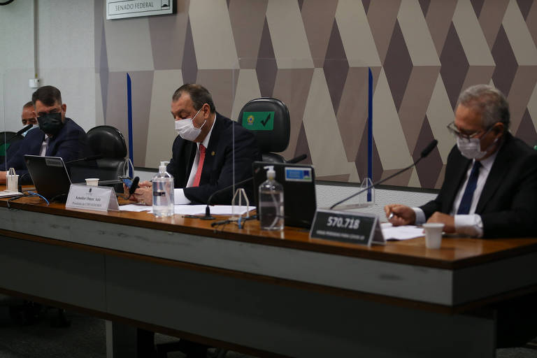 Ricardo Barros, líder de Bolsonaro, e advogado da Precisa, calado em depoimento, viram investigados da CPI