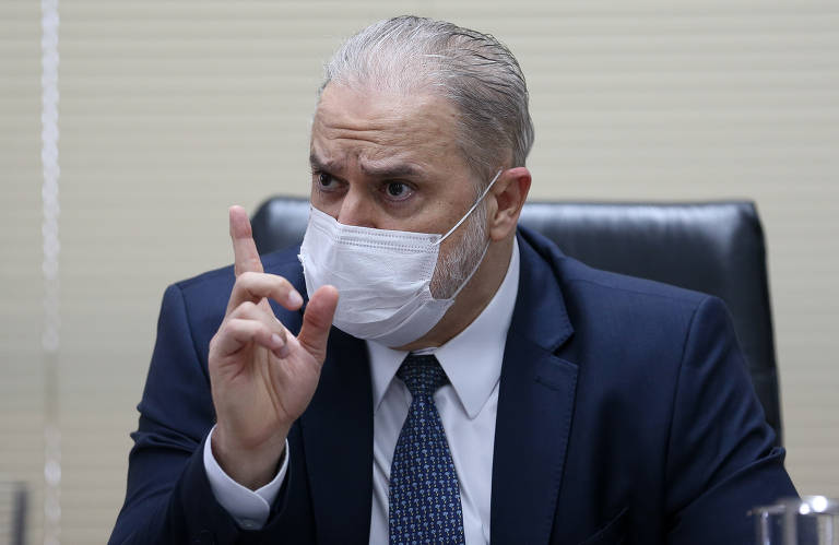 Aras pede arquivamento de inquérito contra Bolsonaro no caso Covaxin