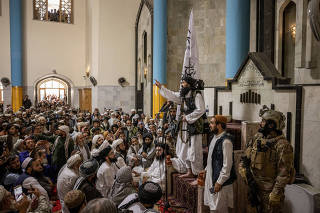 Khalil Haqqani, a leader of the Taliban-affiliated Haqqani network, delivering remarks after Friday prayer at the Pul-i-Khishti Mosque in Kabul, Afghanistan, on Friday, Aug. 20, 2021. (Victor J. Blue/The New York Times)