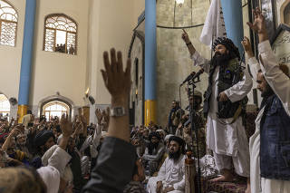 Khalil Haqqani, a leader of the Taliban-affiliated Haqqani network, delivering remarks after Friday prayer at the Pul-i-Khishti Mosque in Kabul, Afghanistan, on Friday, Aug. 20, 2021. (Victor J. Blue/The New York Times)