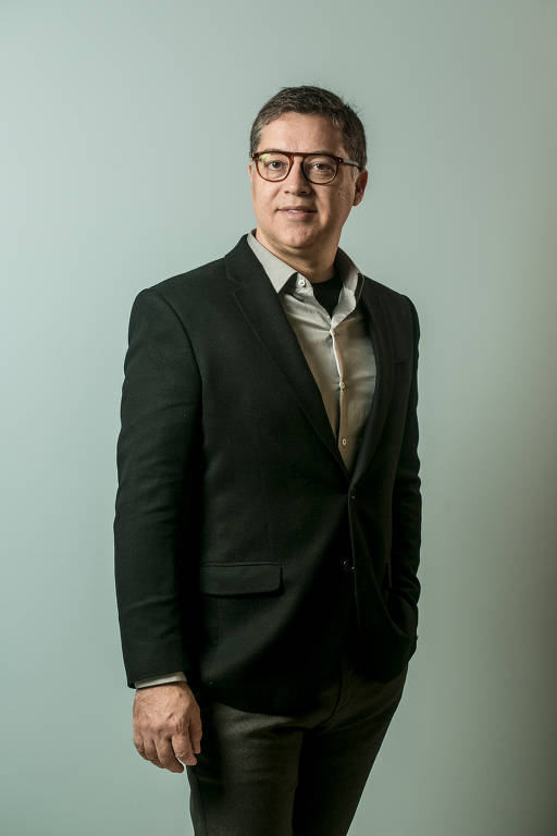 'No pós-pandemia a arte e a cultura precisam ser compreendidas como a força transformadora para o reencantamento da escola e o acolhimento das pessoas' (Eduardo Saron, diretor do Itaú Cultural)