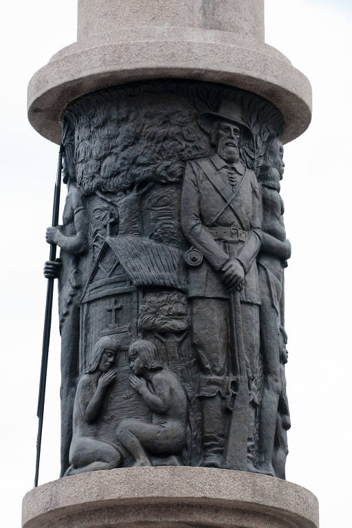 Monumento à Aldeia de Nossa Senhora Dos Pinheiros